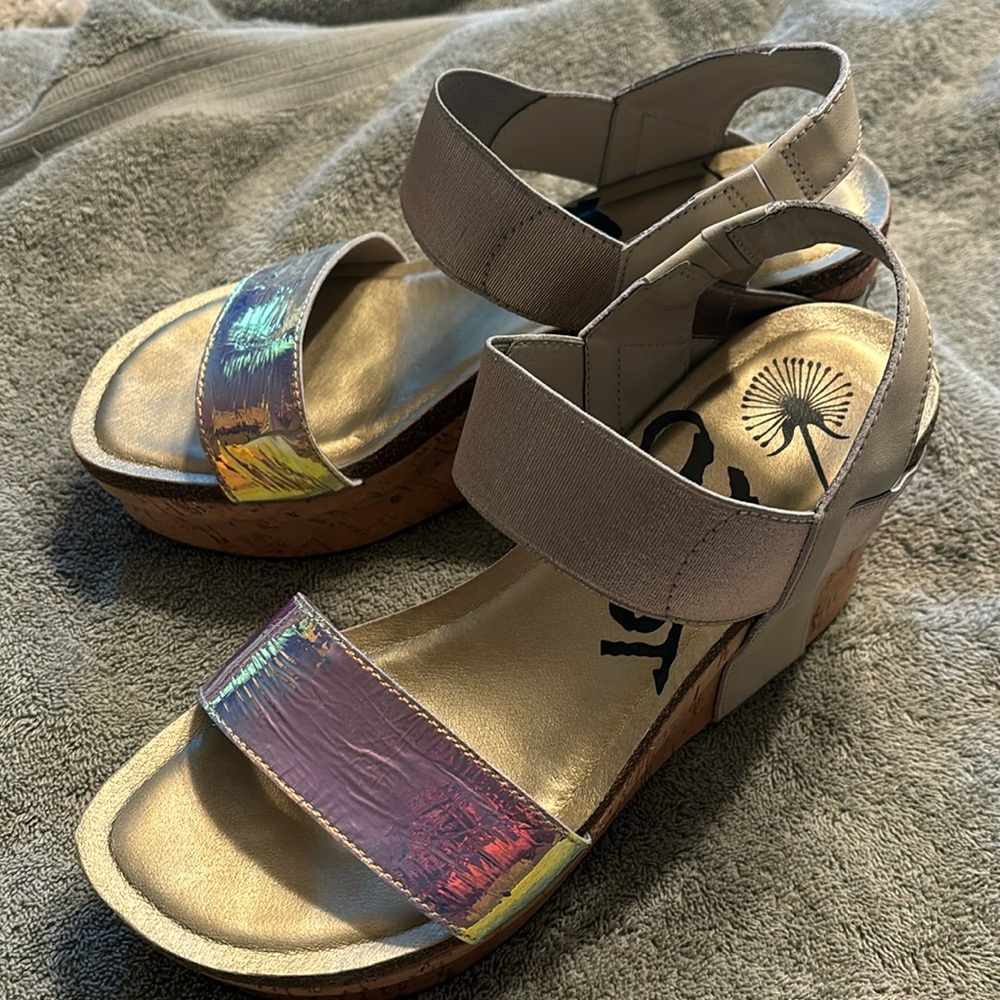 Gold OTBT cork wedge